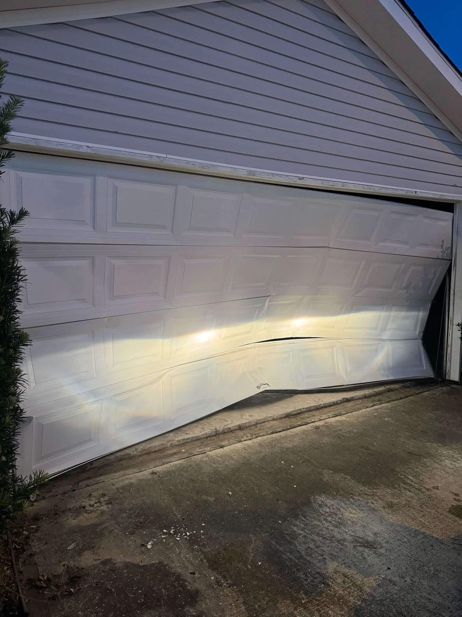 Emergency in Pasadena, TX by Lemus Garage Door Services — Licensed & Insured, (281) 906-4783