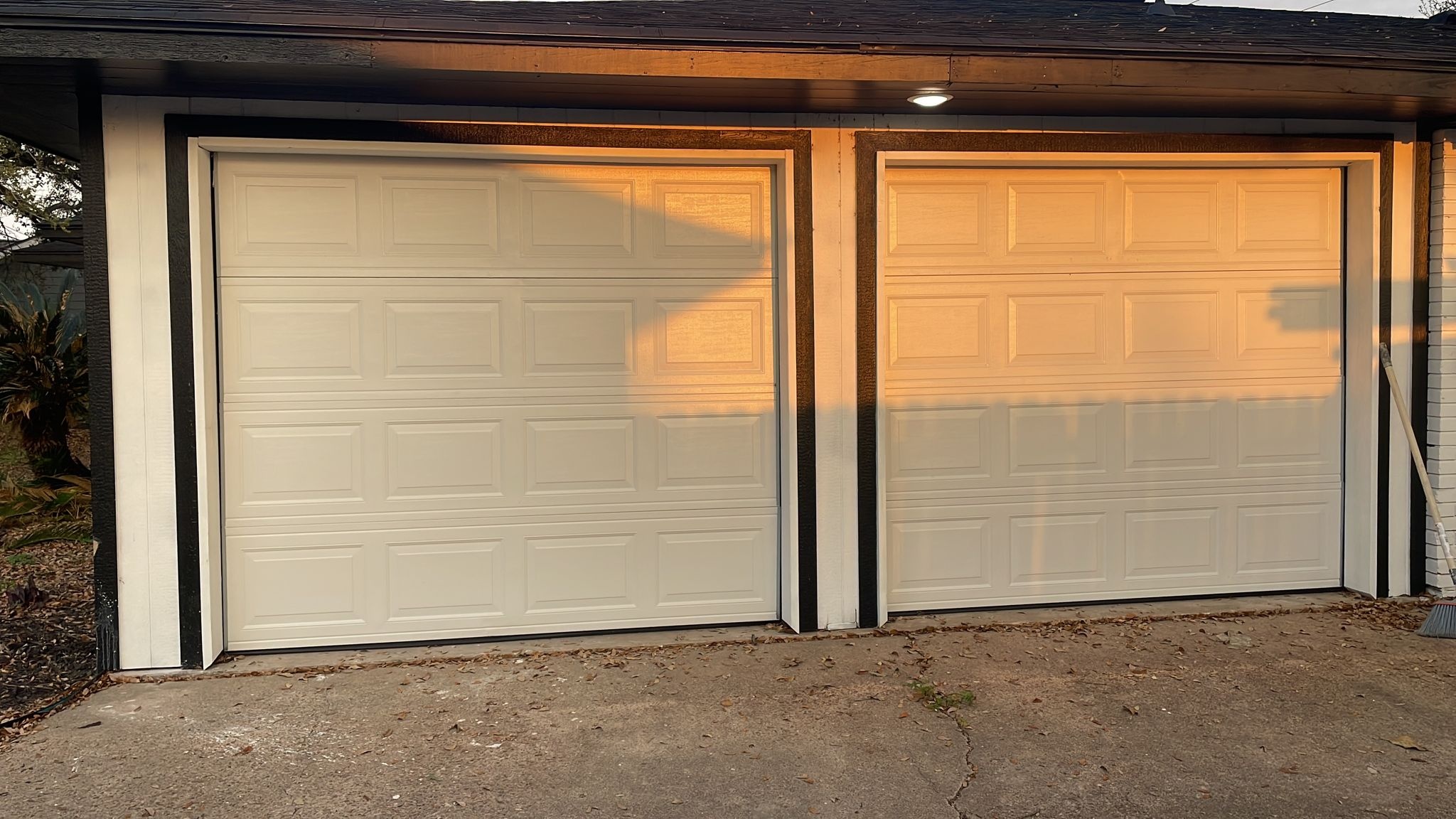 CHI Overhead Garage Door Parts in Pasadena, TX — Lemus Garage Door Services, Licensed & Insured, (281) 906-4783